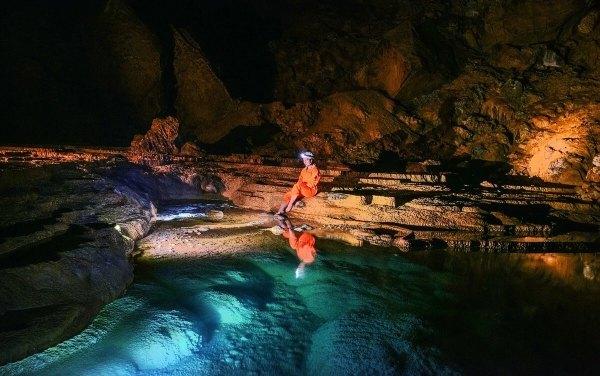 建设人民满意银行 融入地方发展大局